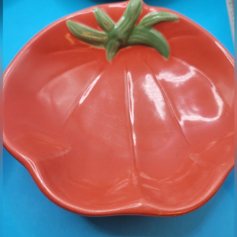 William Sonoma Heirloom Tomato Dishes